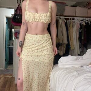 Princess Polly baby yellow Floral set